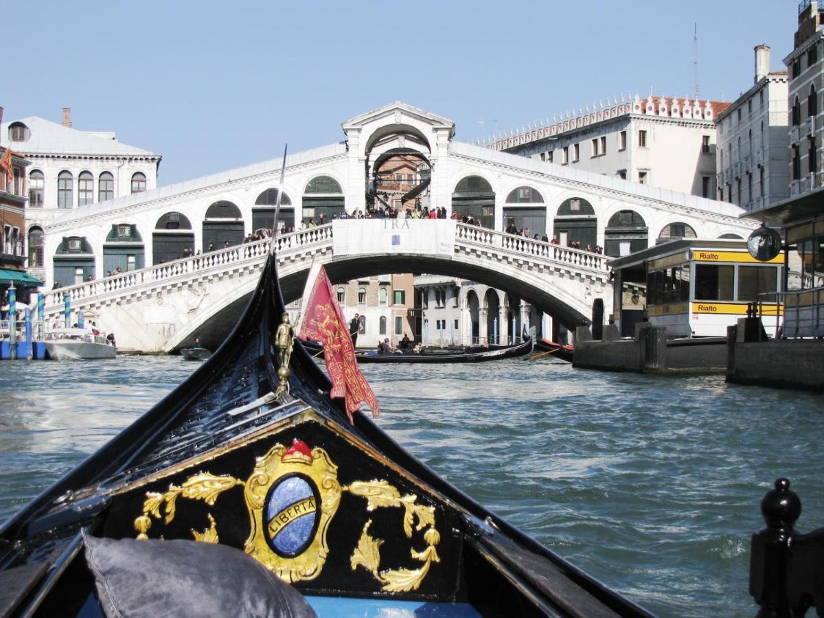 Youatmolino Canal View Apartment ヴェネツィア エクステリア 写真