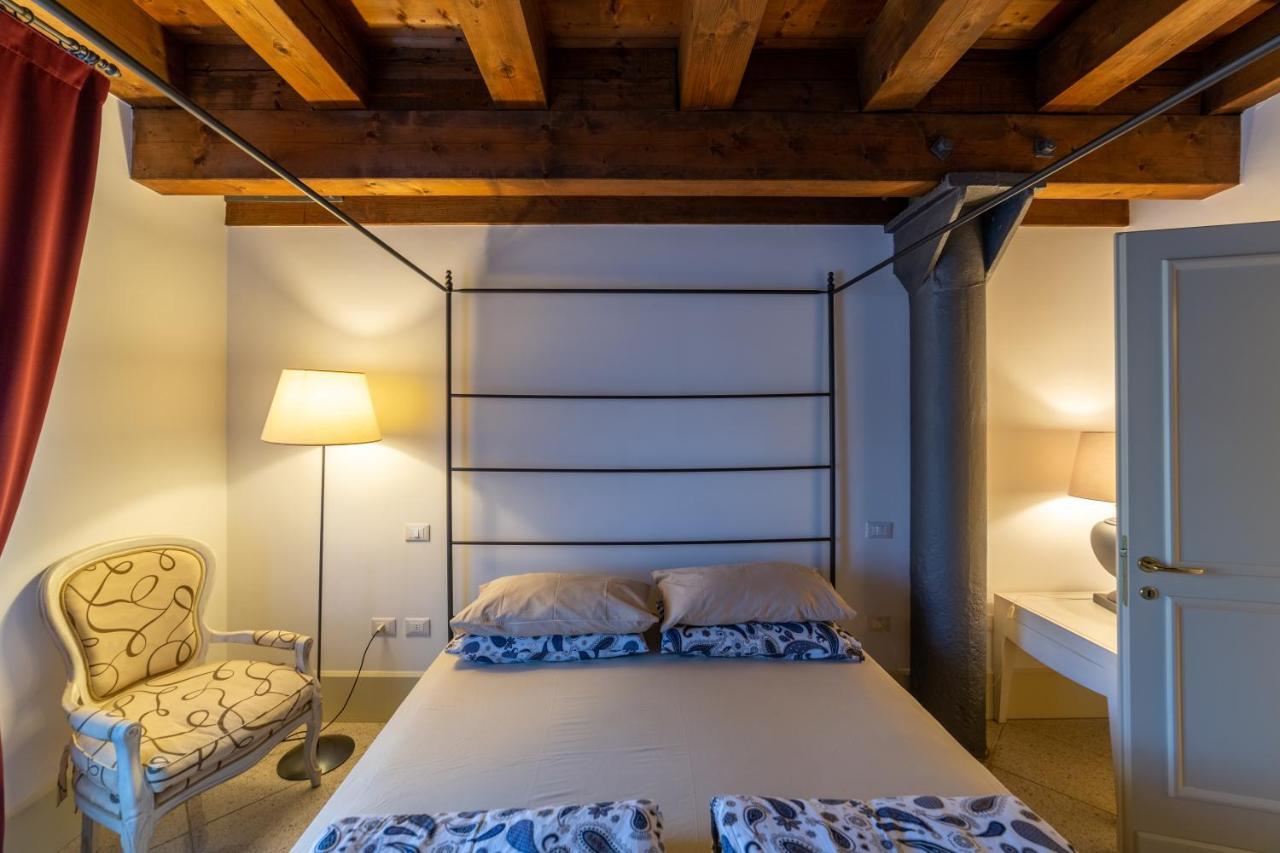 Youatmolino Canal View Apartment ヴェネツィア エクステリア 写真