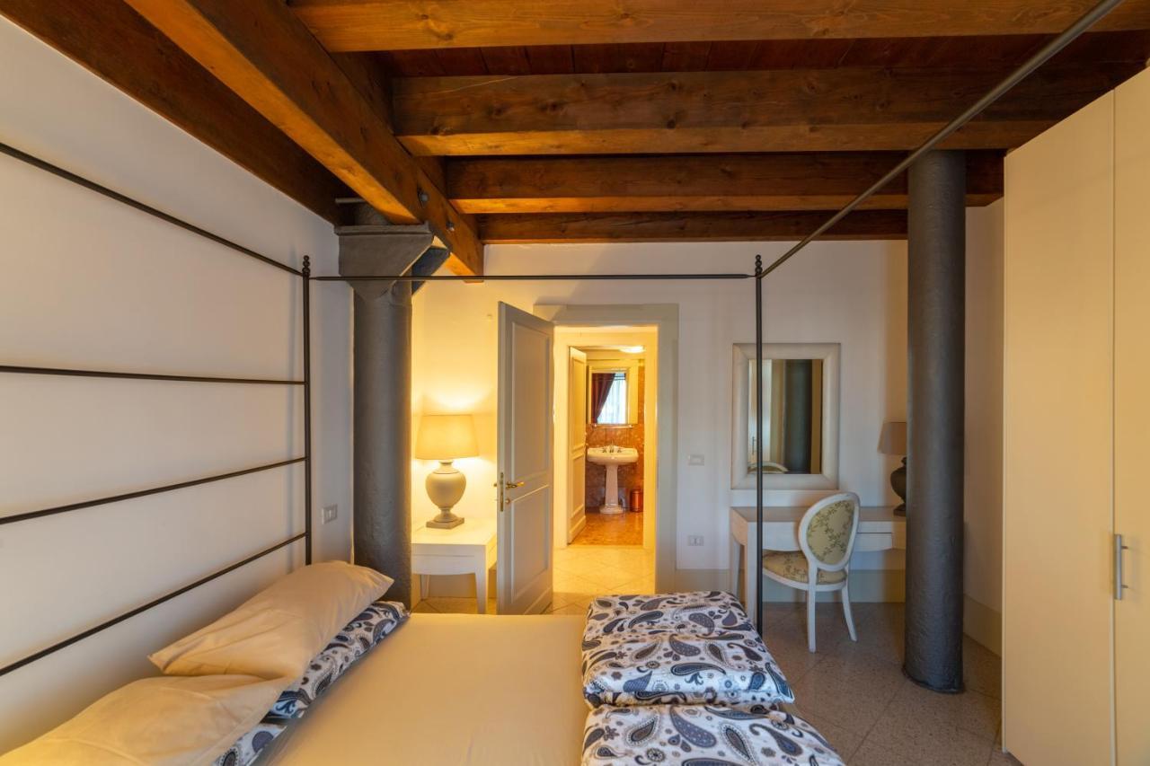Youatmolino Canal View Apartment ヴェネツィア エクステリア 写真